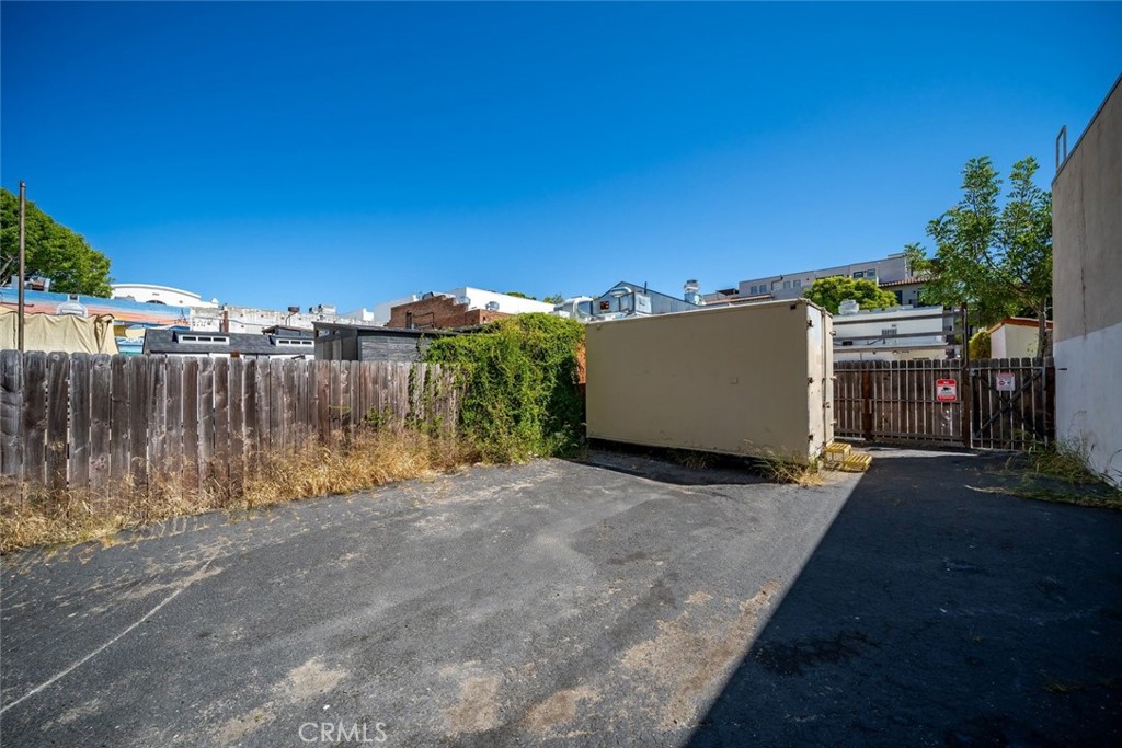 1131 Broad Property Photo 19