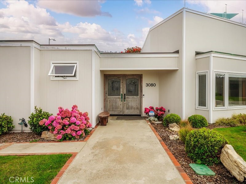 3080 Studio Property Photo 2