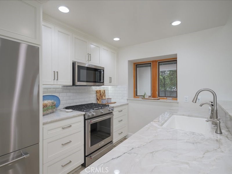3080 Studio Property Photo 17