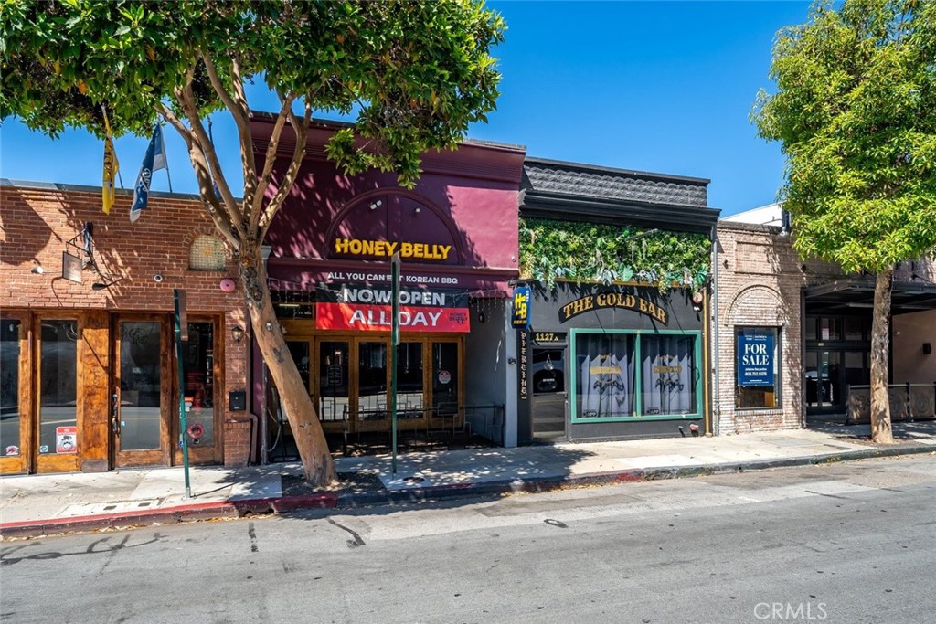 1127 Broad Property Photo 1