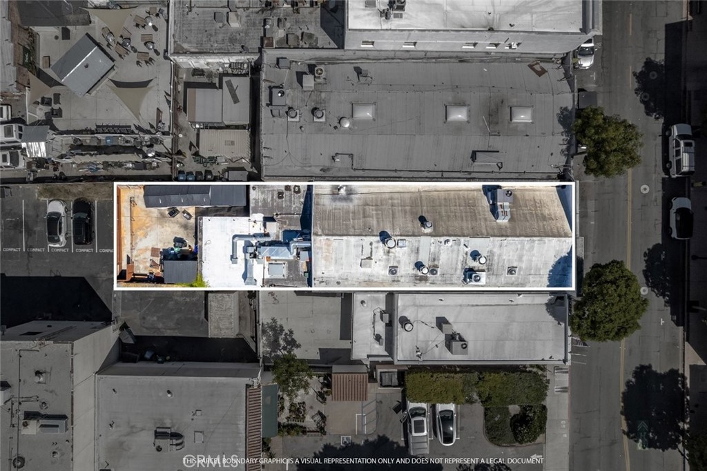 1127 Broad Property Photo 3
