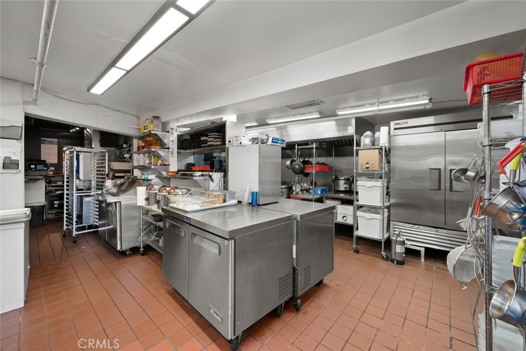 1127 Broad Property Photo 18