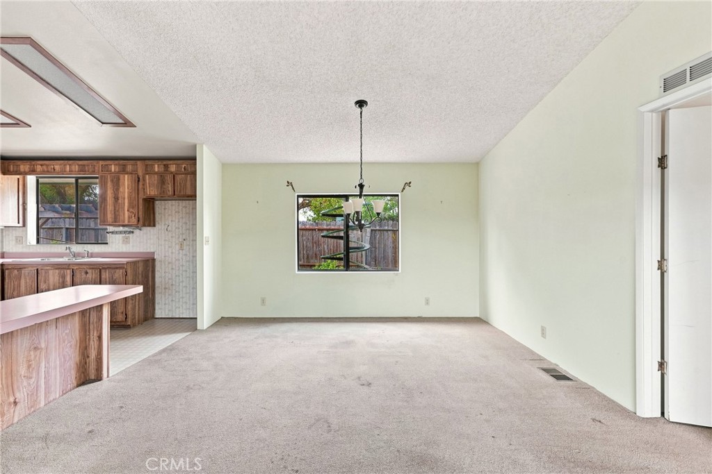 955 Olympic Way Property Photo 8