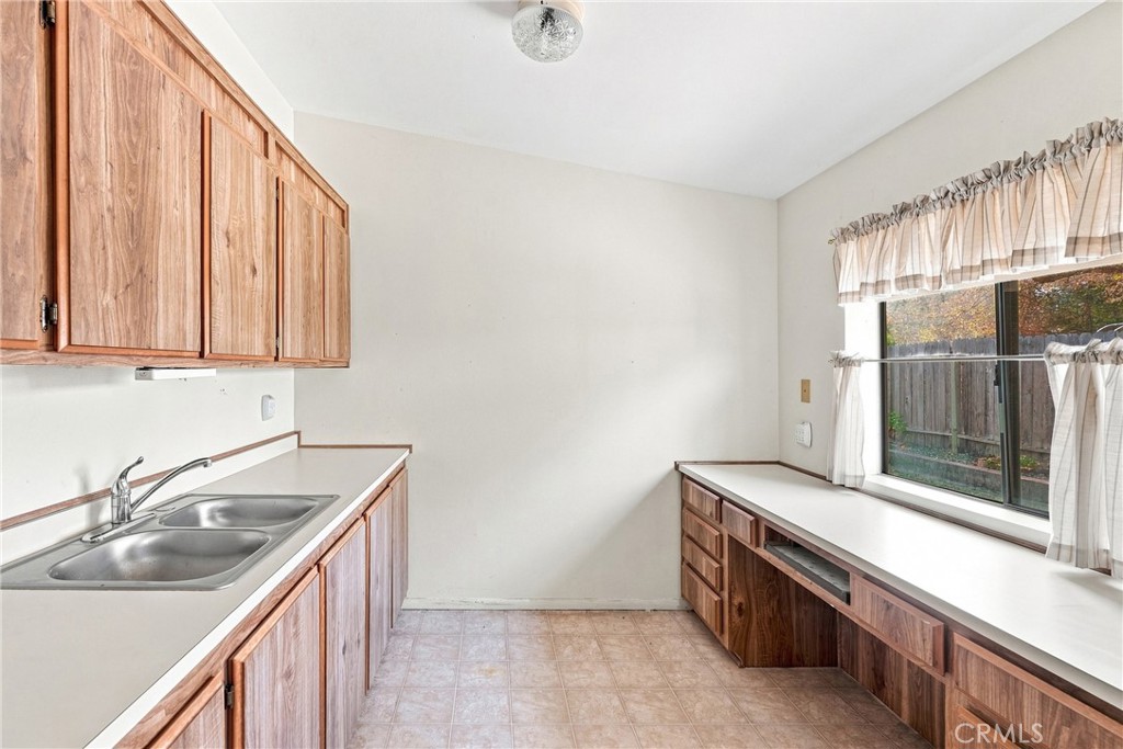 955 Olympic Way Property Photo 18