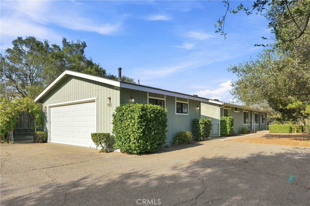 955 Olympic Way Property Photo 42