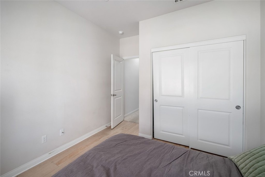 880 Lawrence Property Photo 11
