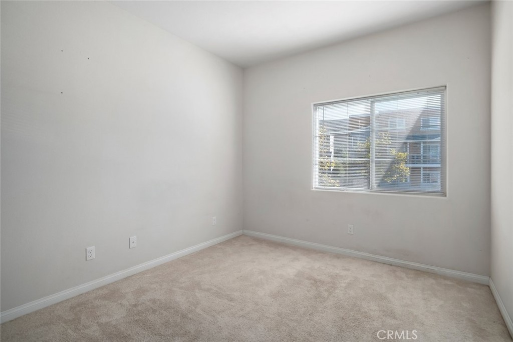 880 Lawrence Property Photo 13