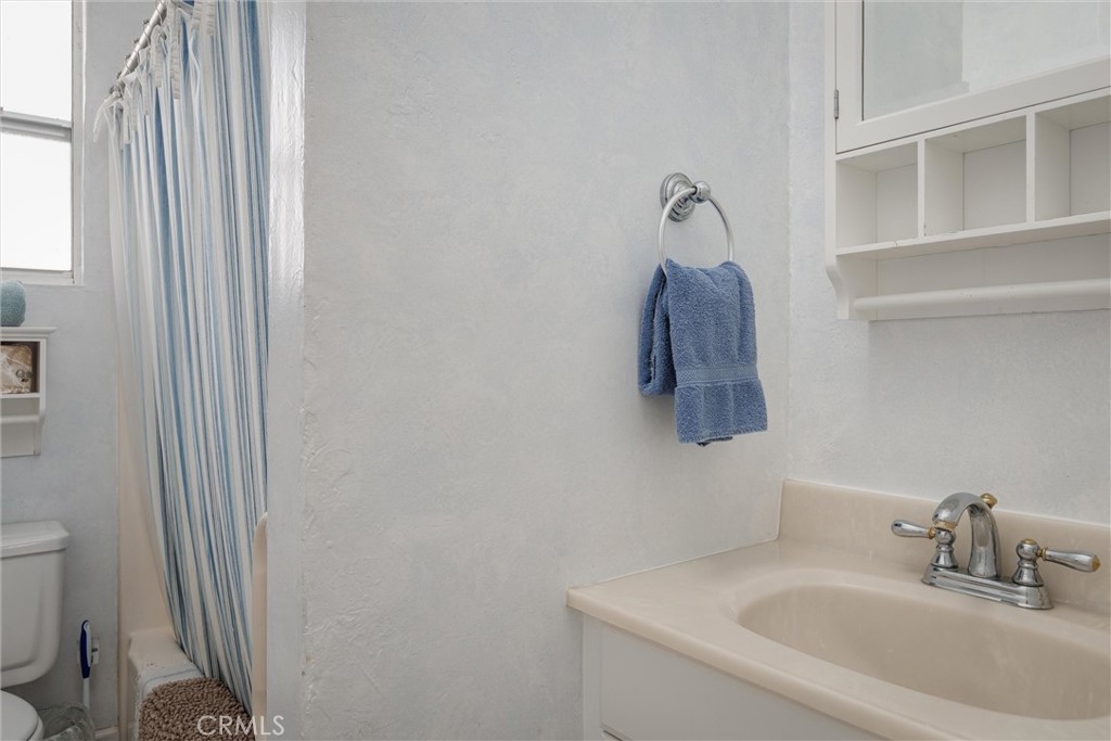 2850 Studio Property Photo 29