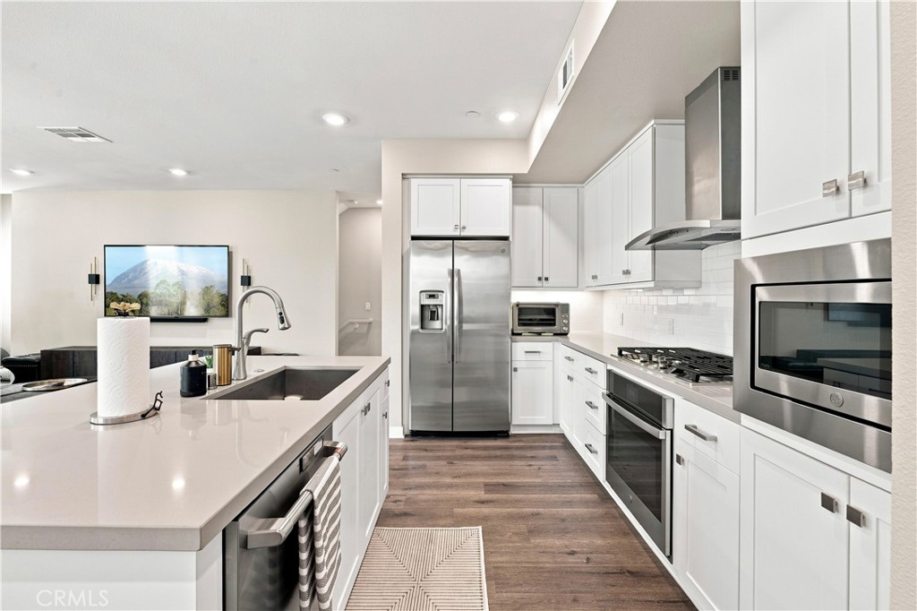227 Bowery Property Photo 9