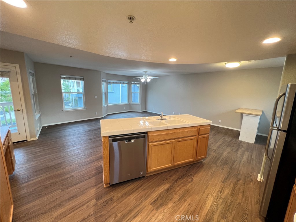 1144 Walnut 2 Property Photo 6