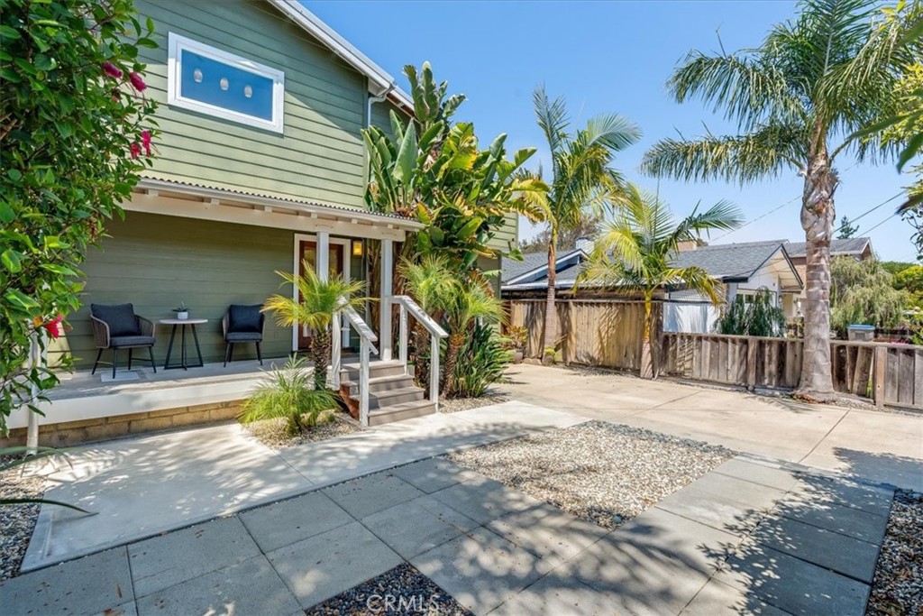 550 Vine Property Photo 7