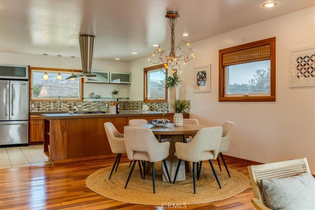 550 Vine Property Photo 20