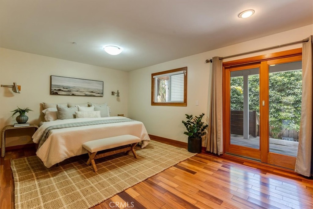 550 Vine Property Photo 39