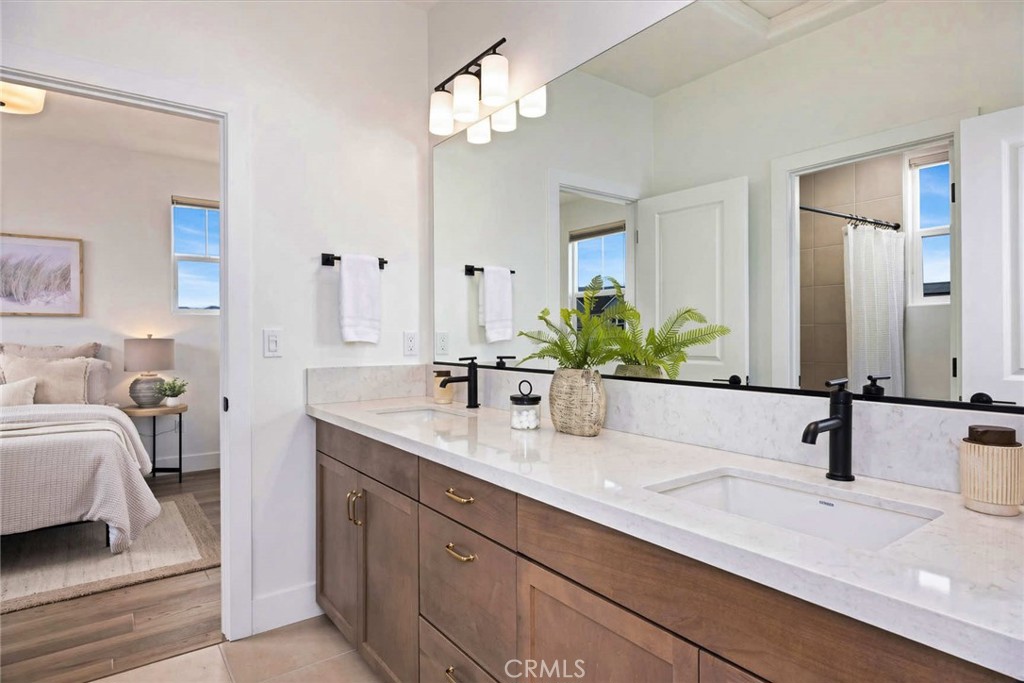 240 Foxtrot Court Property Photo 34