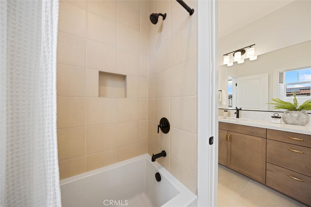 240 Foxtrot Court Property Photo 35