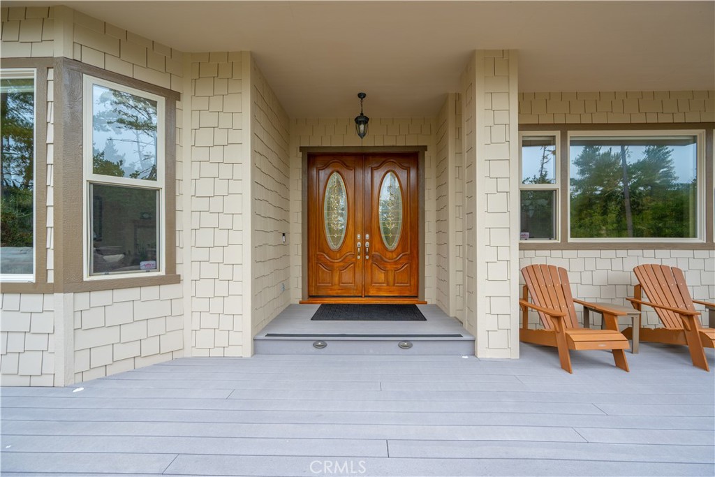 6445 Kathryn Property Photo 5
