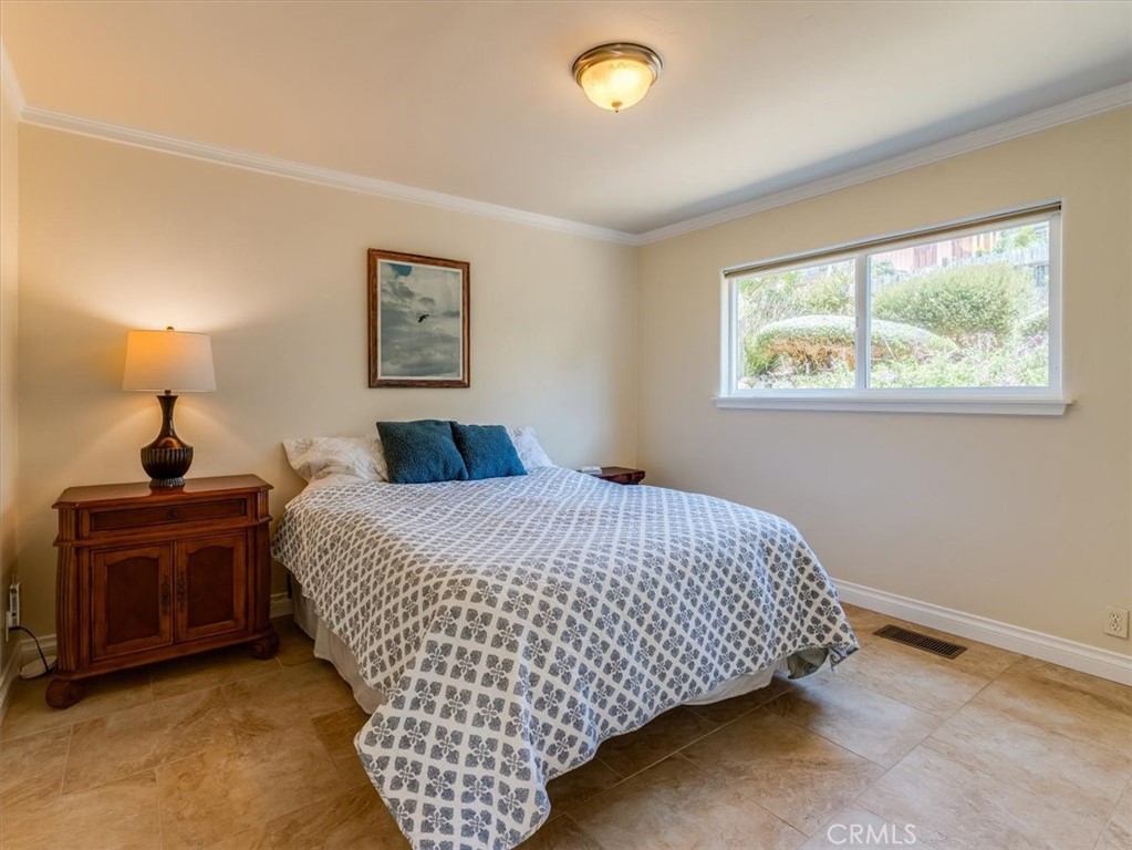 399 Wedgewood Property Photo 41