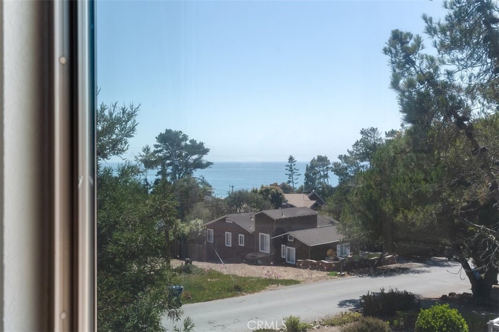 399 Warwick Property Photo 25