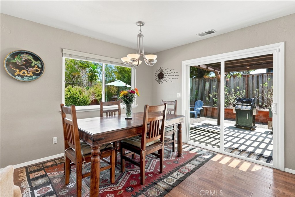 1340 Bay Oaks Property Photo 11