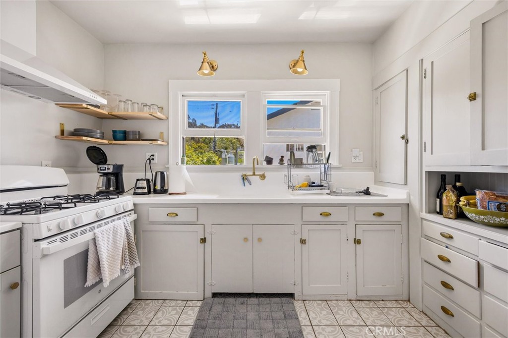 1130 Leff Street Property Photo 31