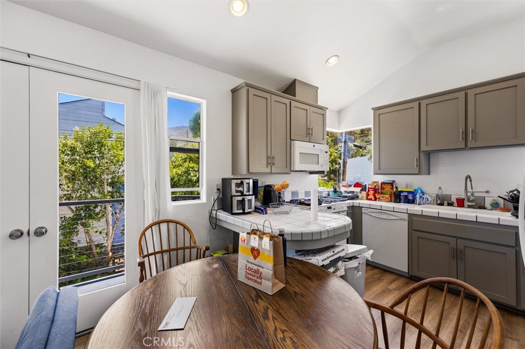 1130 Leff Street Property Photo 42