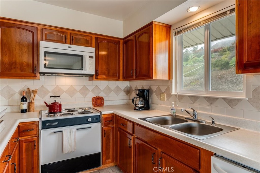 1097 Saint Mary Property Photo 19