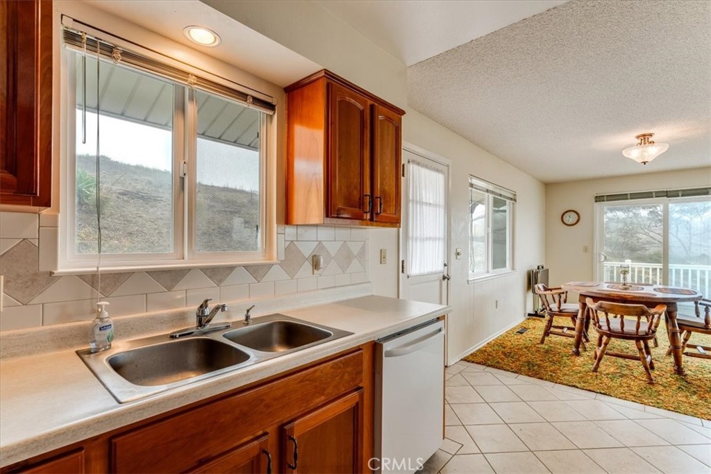 1097 Saint Mary Property Photo 21
