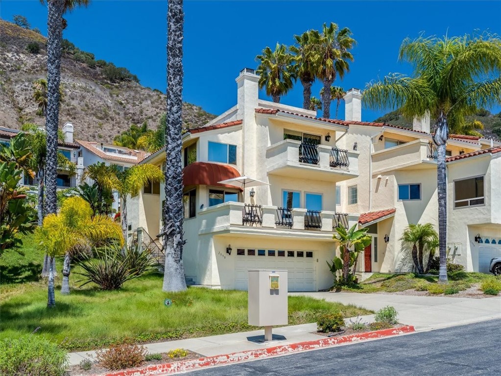 2098 Costa Del Sol Property Photo 1