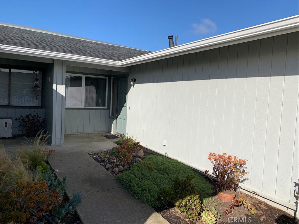 9148 Balboa Property Photo 2
