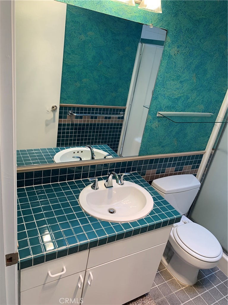 9148 Balboa Property Photo 18