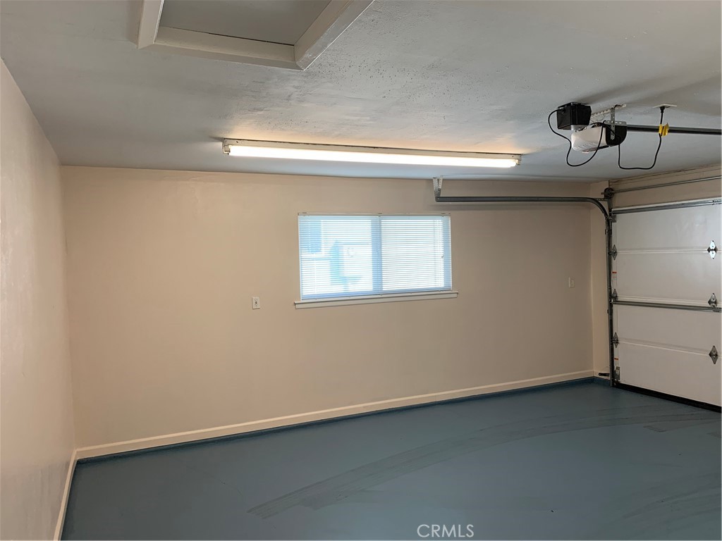 9148 Balboa Property Photo 31