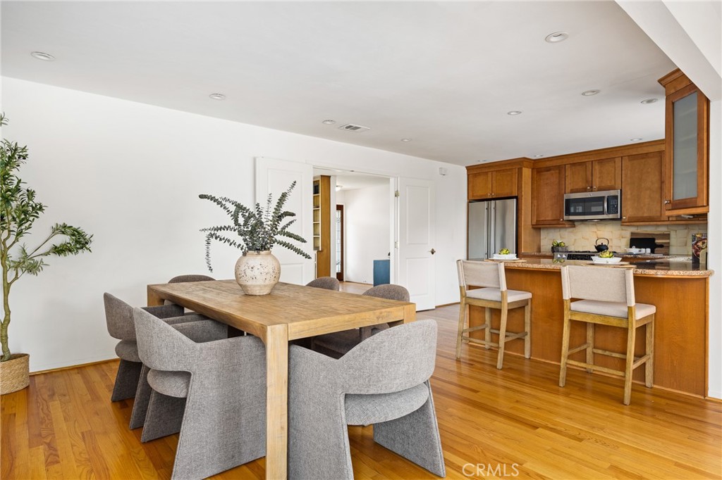 875 Olive Street Property Photo 12