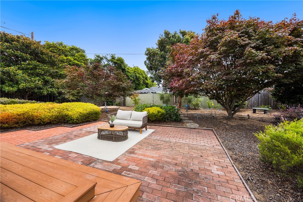 875 Olive Street Property Photo 17