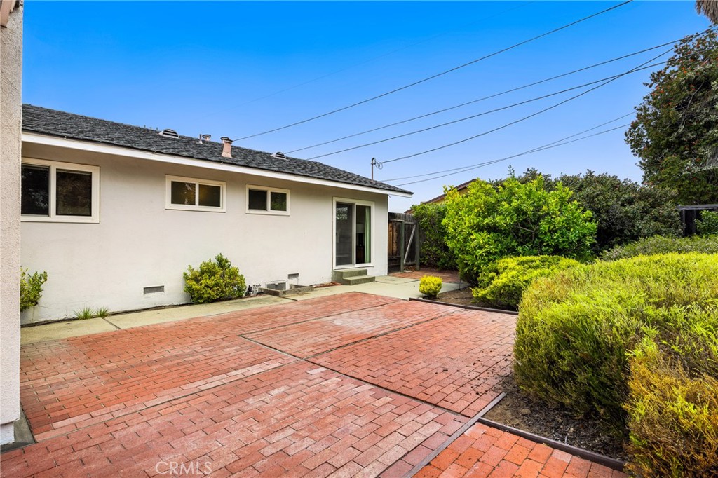 875 Olive Street Property Photo 18