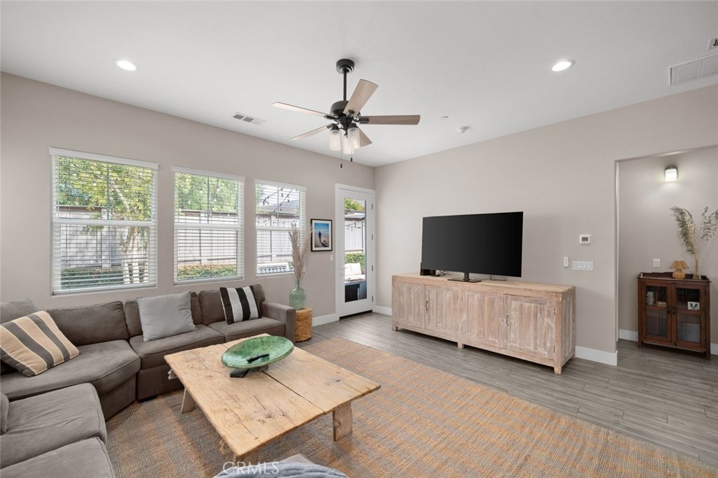 1454 Quarry Court Property Photo 7