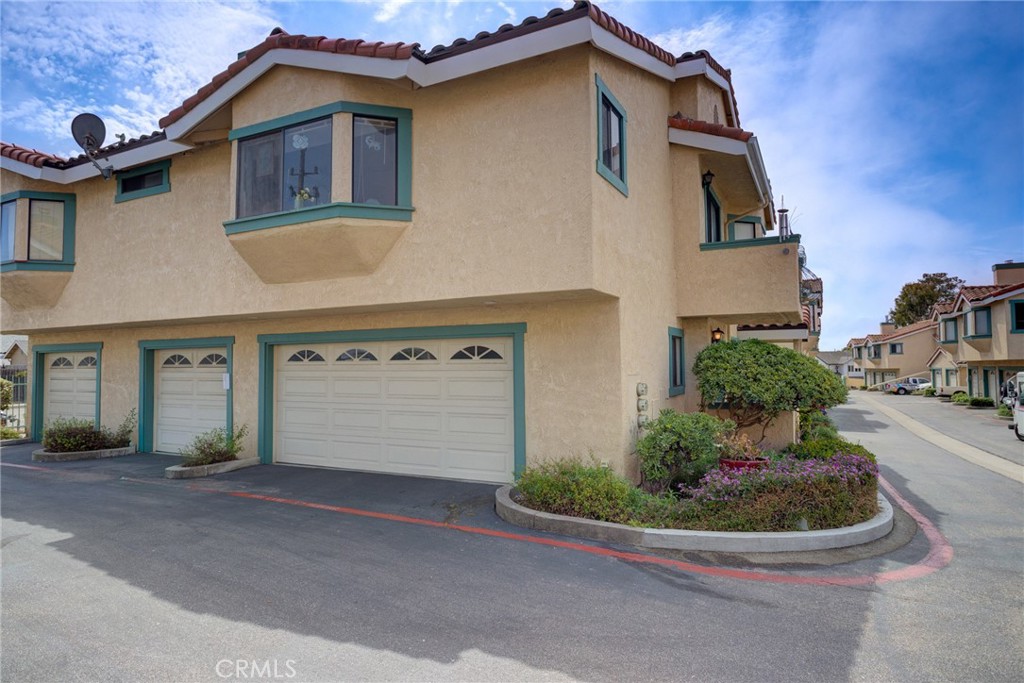 1277 Belridge 11c Property Photo 5