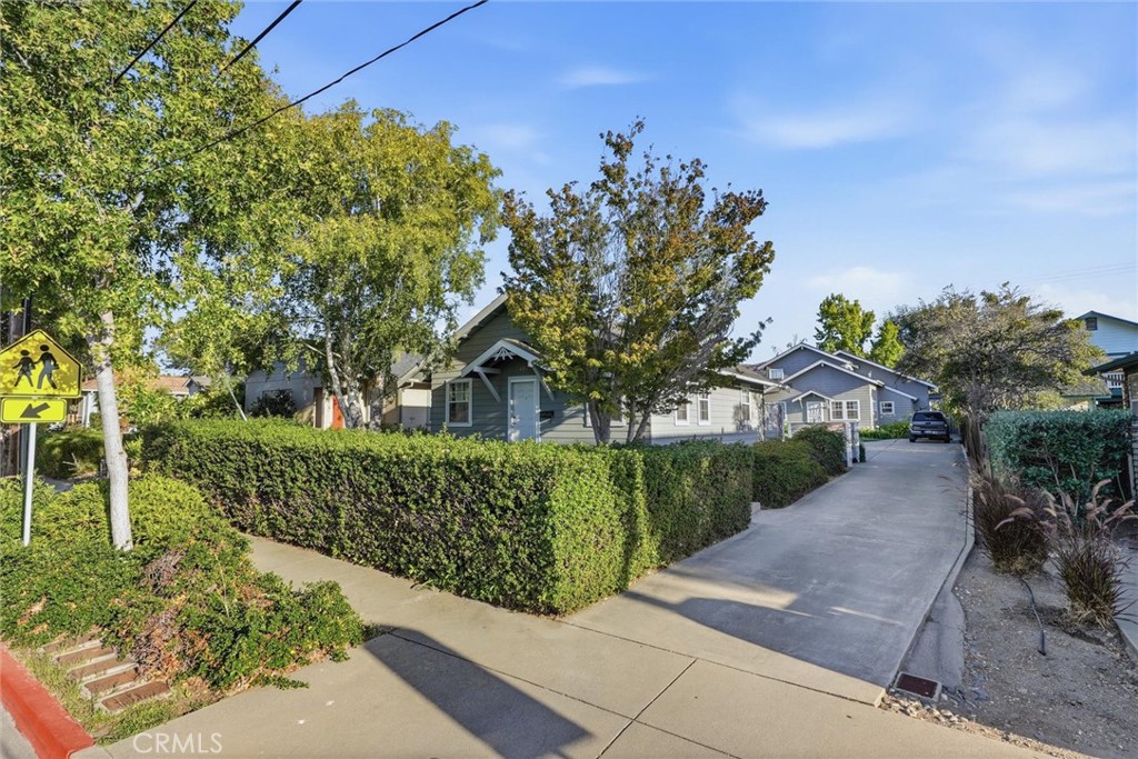 491 Branch Street Property Photo 2