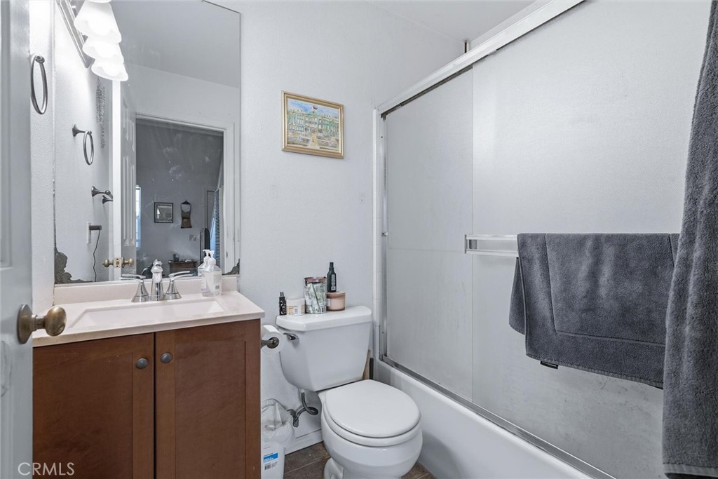 491 Branch Street Property Photo 24