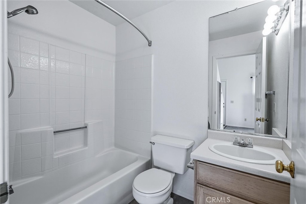 491 Branch Street Property Photo 35