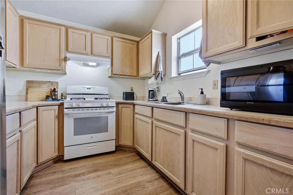 491 Branch Street Property Photo 43