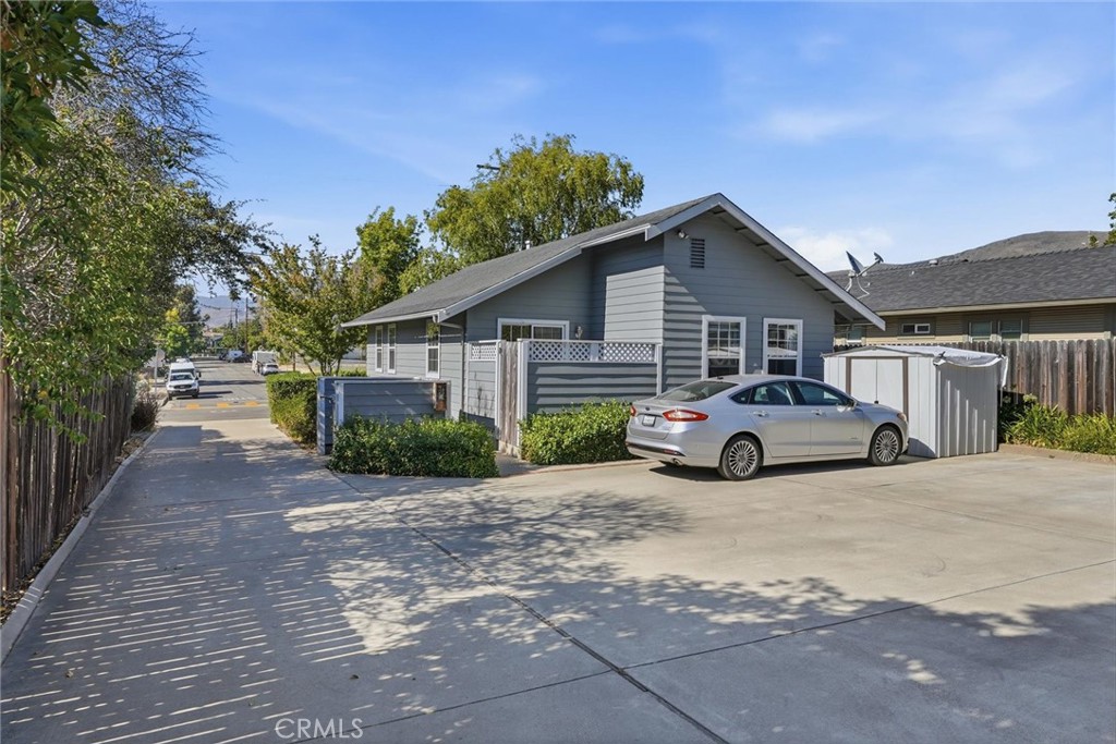 491 Branch Street Property Photo 52