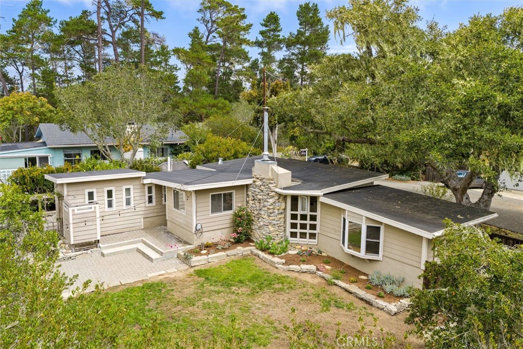 1501 Emerson Road Property Photo 1