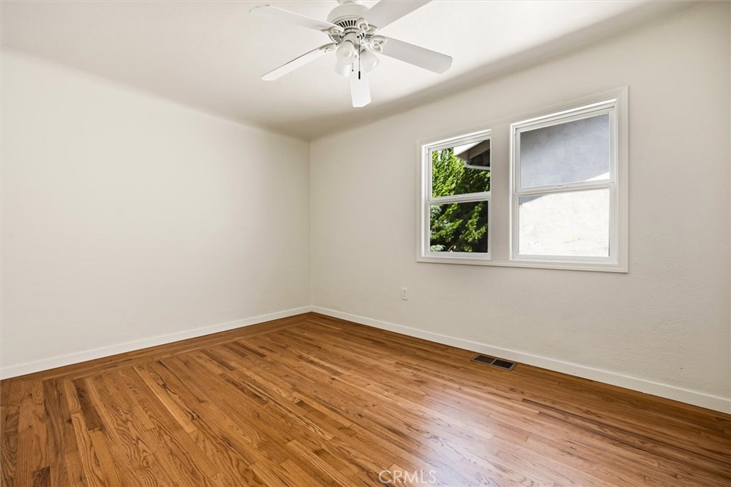 615 Grove Street Property Photo 18