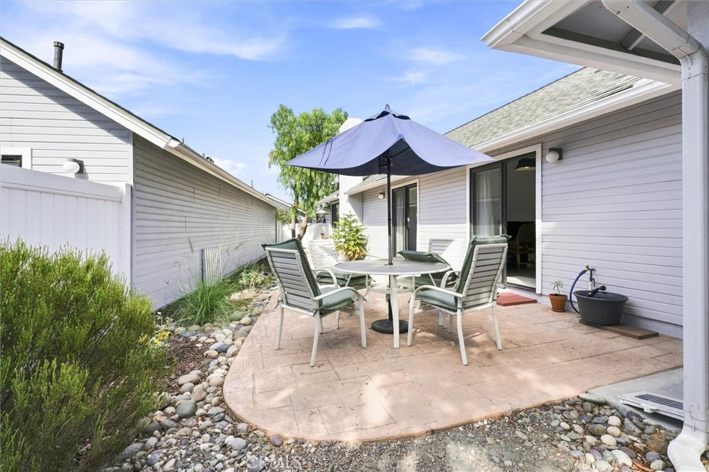 842 Alyssum Court Property Photo 25