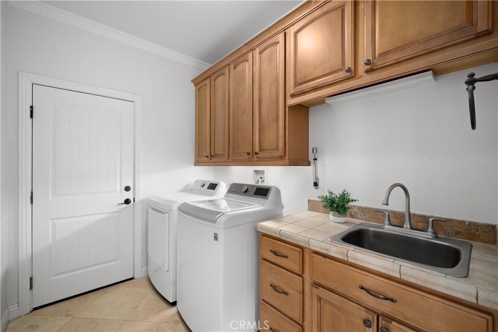 725 Red Cloud Road Property Photo 39