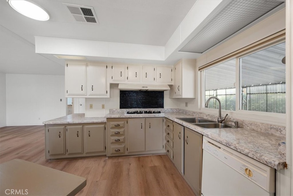 633 Ramona 158 Property Photo 16