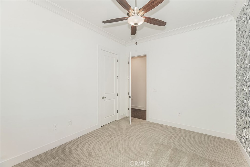 2825 E Beech Tree Property Photo 32
