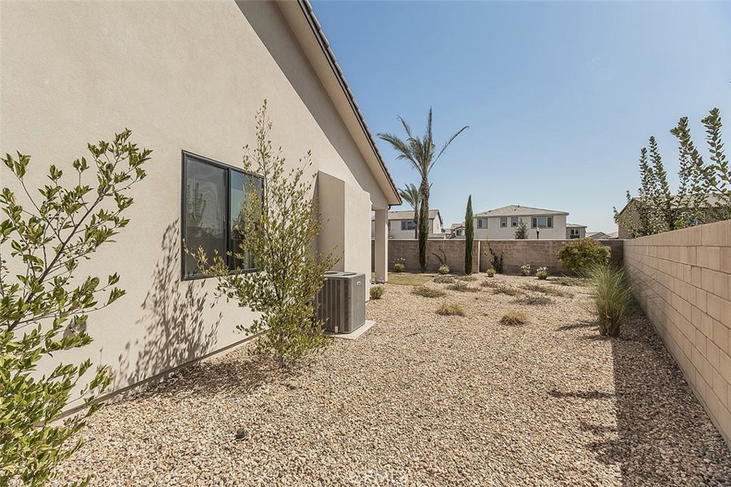 2825 E Beech Tree Property Photo 38