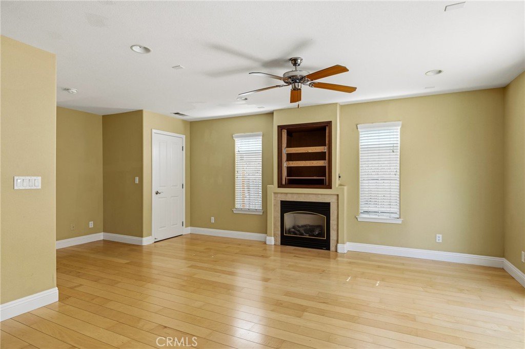 950 La Costa Court Property Photo 2