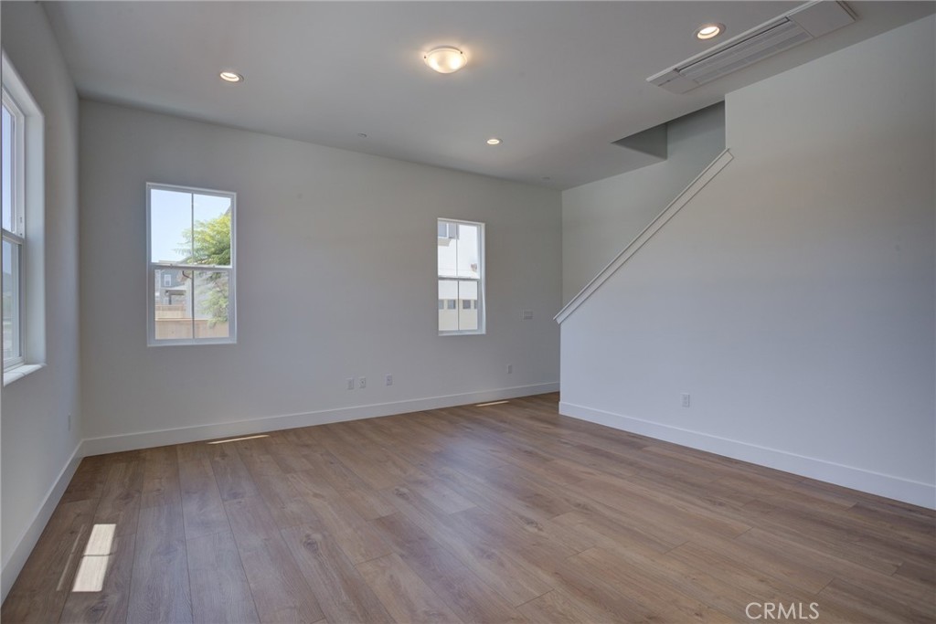211 Kitty Hawk Court Property Photo 11